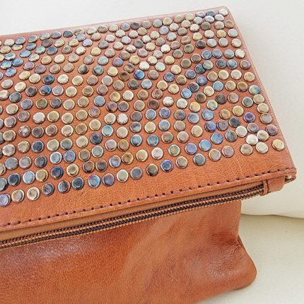 Bolso con moneda vintage