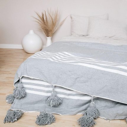 Manta gris claro con lineas blancas marroqui 100% algodon 220x230 cm|Manta gris claro con lineas blancas marroqui 100% algodon 220x230 cm