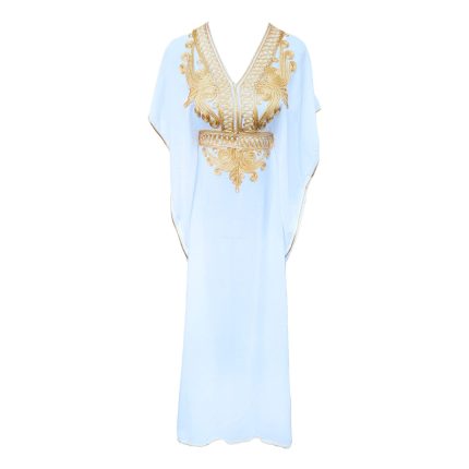 Vestido Blanco con Diseños Dorados