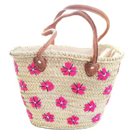 canasta doum flores rosadas
